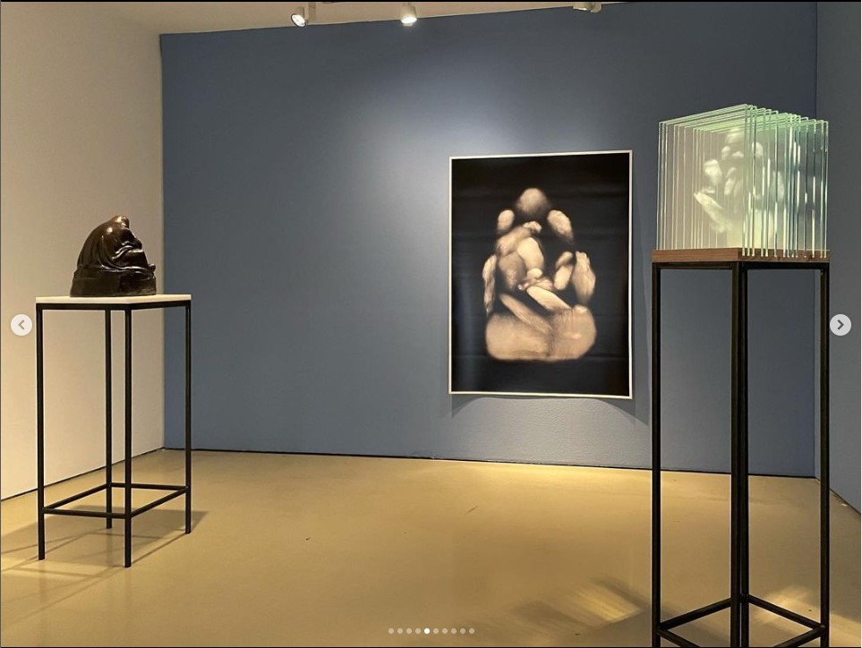 04/11/2022 - Isaac Chong Wai, ifa-Galerie Berlin’de yer alan Chains of Interest sergisinde 